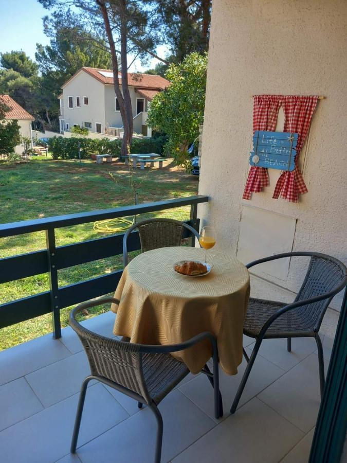 Apartmani Luni Premantura Εξωτερικό φωτογραφία