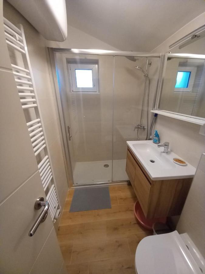 Apartmani Luni Premantura Εξωτερικό φωτογραφία
